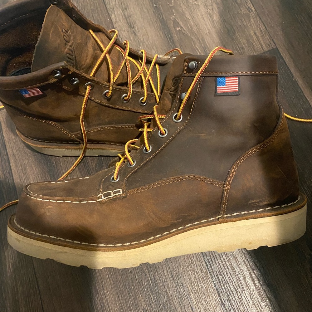 9.5 Danner Bull Run moc toe boots in brown